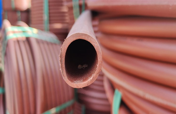 玛曲电力行业使用的RPE阻燃穿线管有哪些标准？